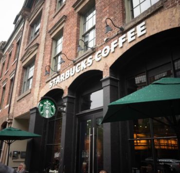 Starbucks Coffee building during daytime