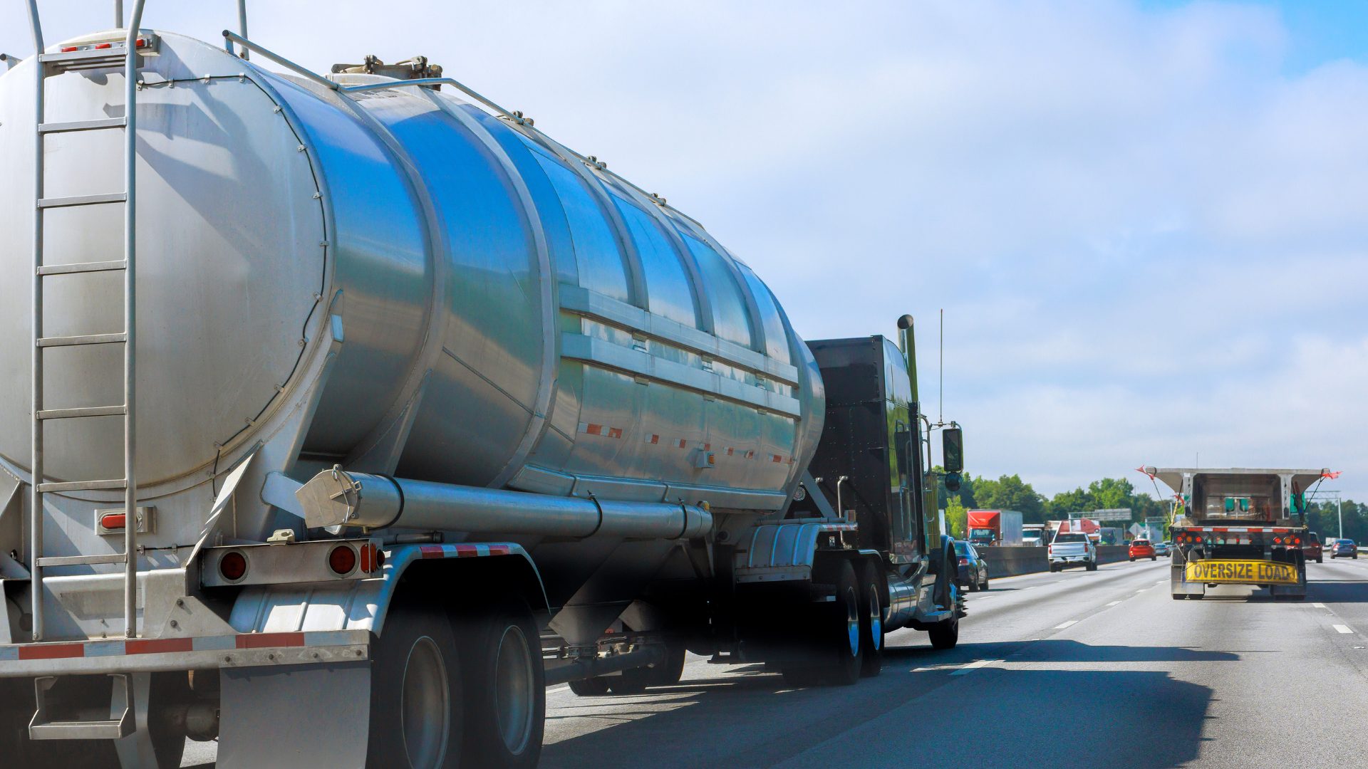 Fuel Transport Vehicle