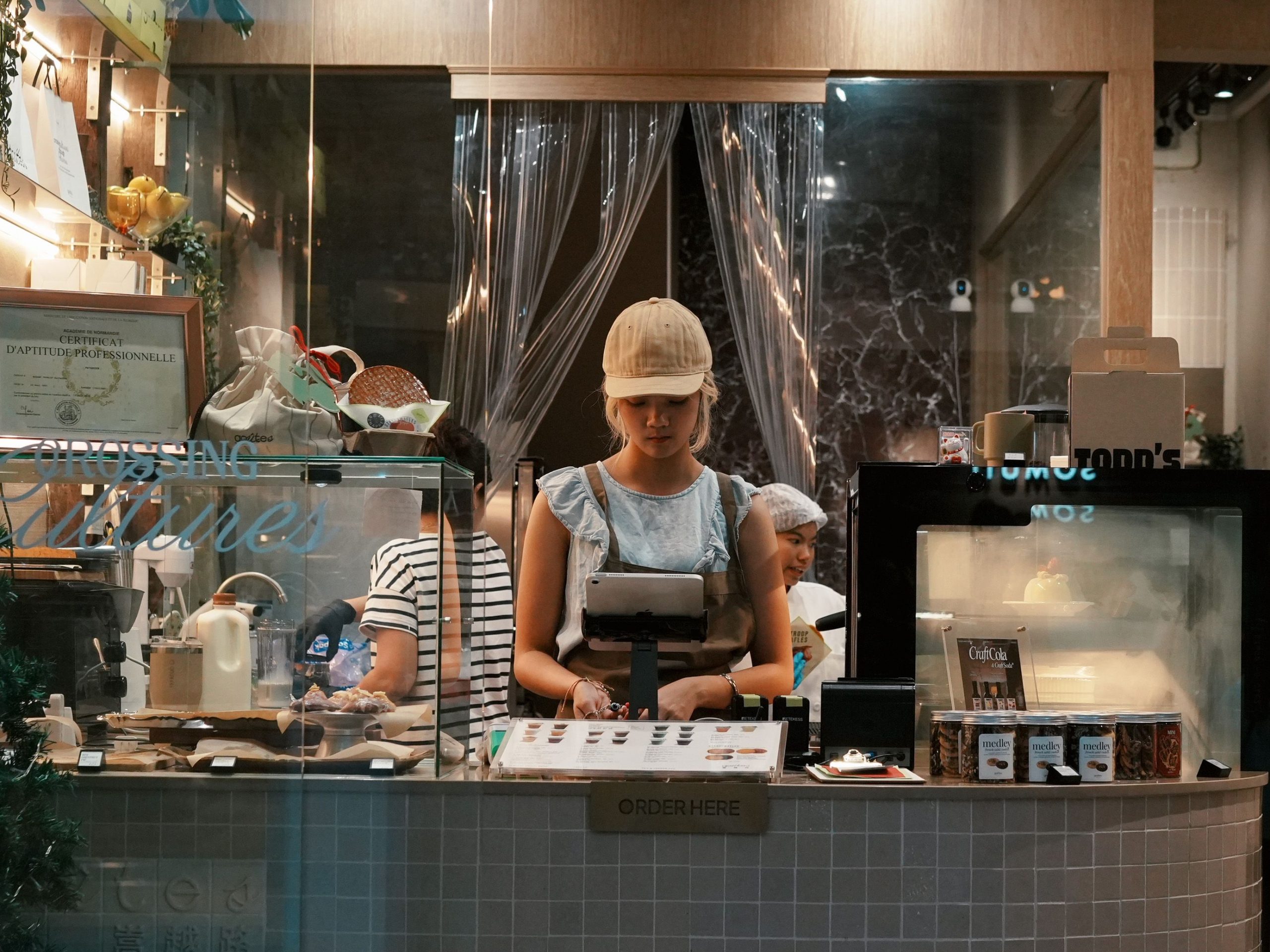 ghosting, foodservice, Restaurant hiring ghosting